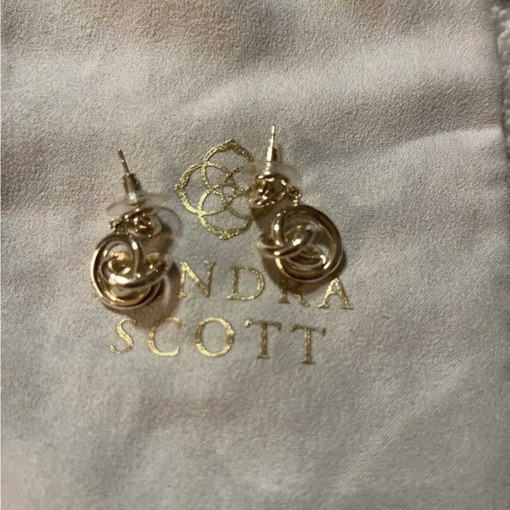 Kendra Scott Presleigh Drop Earrings